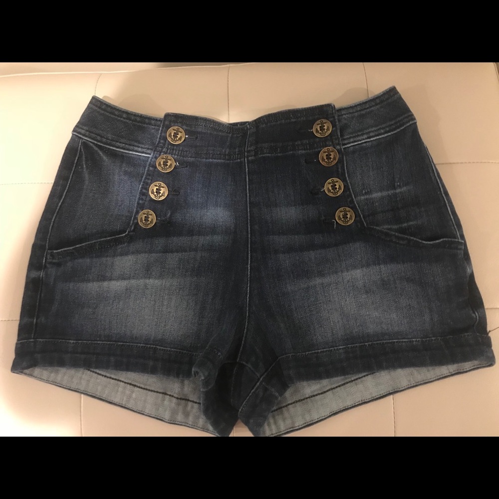 PERFECT CONDITION! Express Stretch Shorts